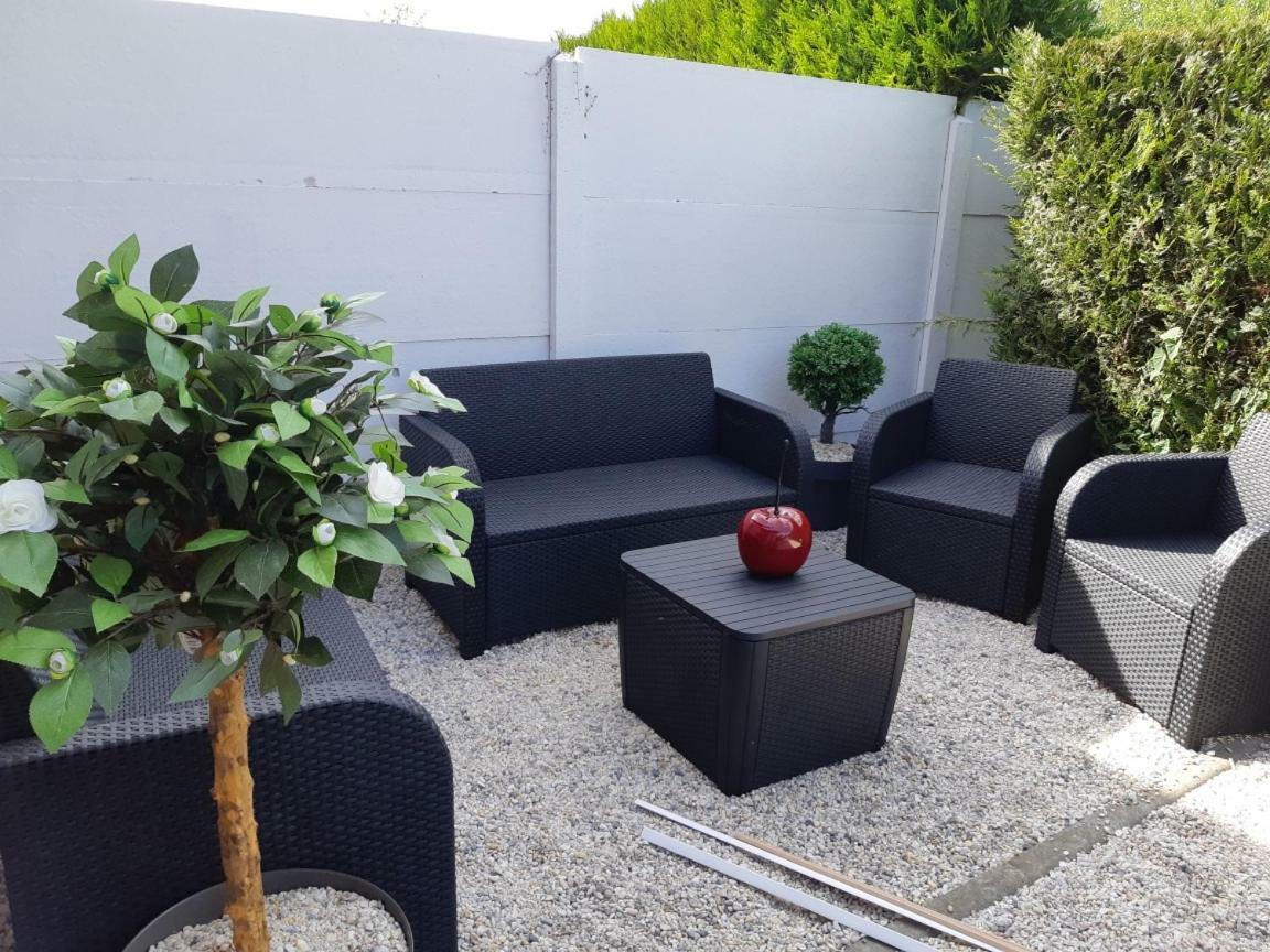 Cosy Maison 3 Chambres Honfleur Jardin, Parking Prive Et Jacuzzi Exterior foto
